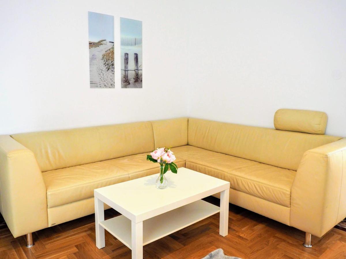 City Villa Schoenbrunn Apartments - Contactless 24H Check-In Viena Exterior foto