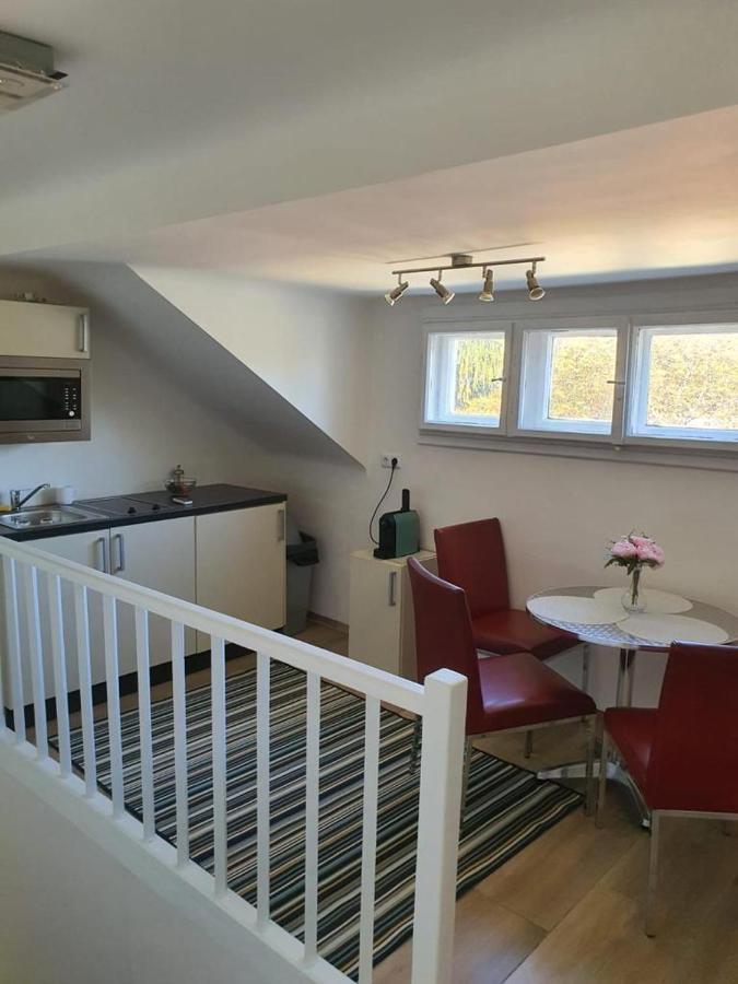City Villa Schoenbrunn Apartments - Contactless 24H Check-In Viena Exterior foto