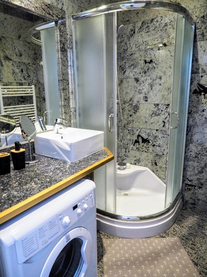 City Villa Schoenbrunn Apartments - Contactless 24H Check-In Viena Exterior foto